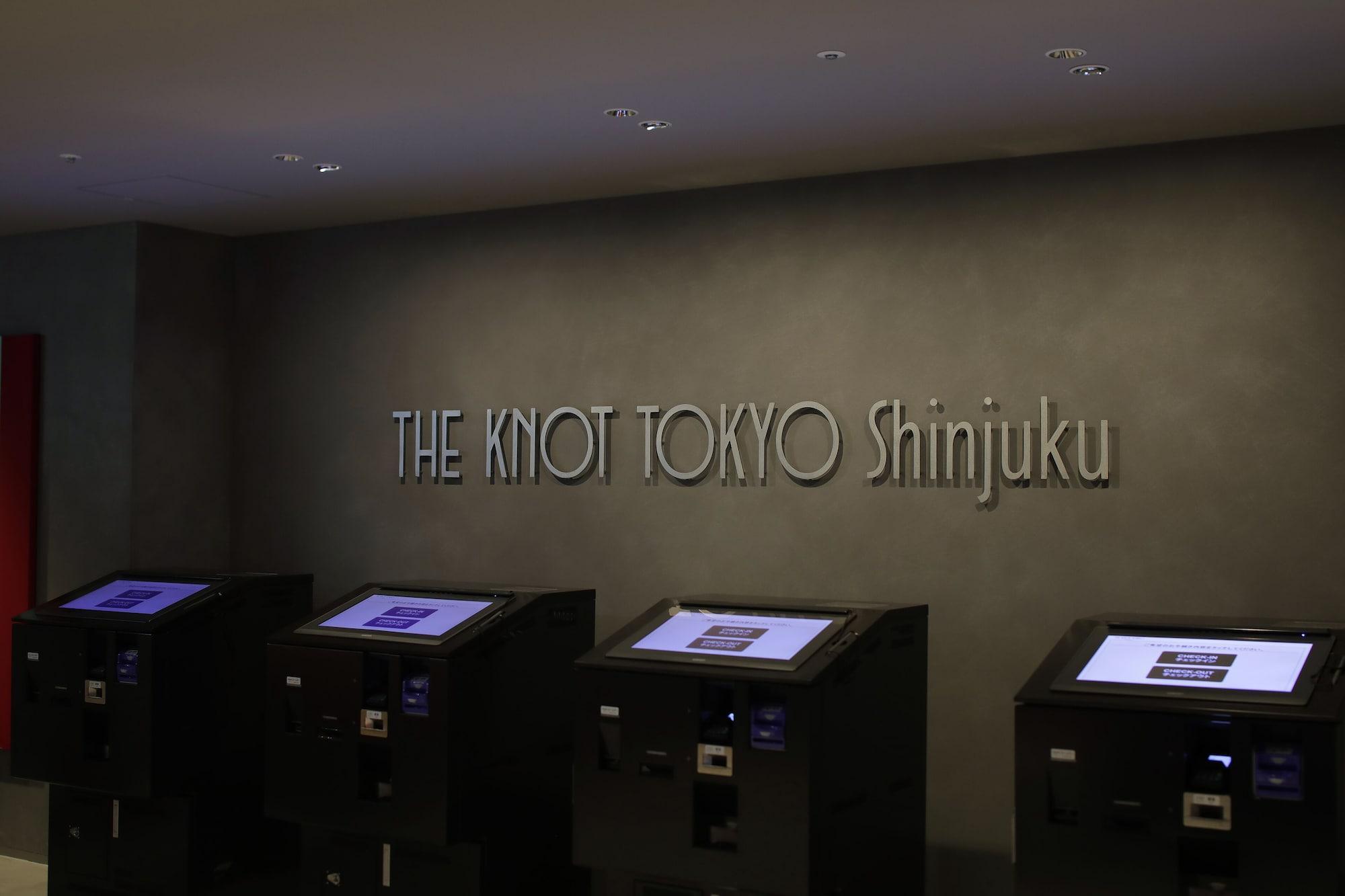 Готель The Knot Tokyo Shinjuku Екстер'єр фото