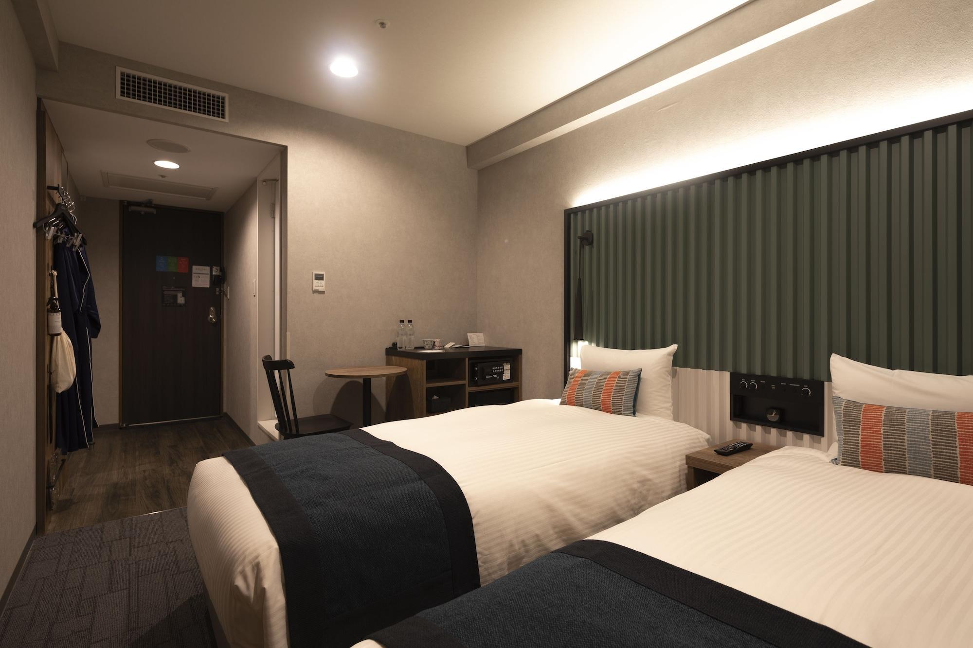 Готель The Knot Tokyo Shinjuku Екстер'єр фото